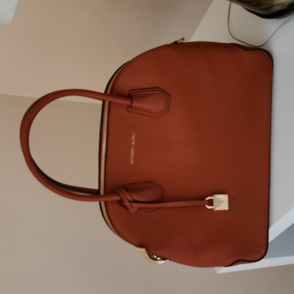 MK Handbag - Picture 2 of 5